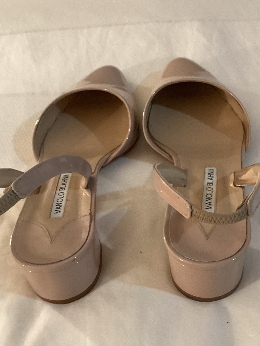 Manolo Blahnik
30mm Aspro Patent Leather Slingback Pumps - Picture 4 of 13